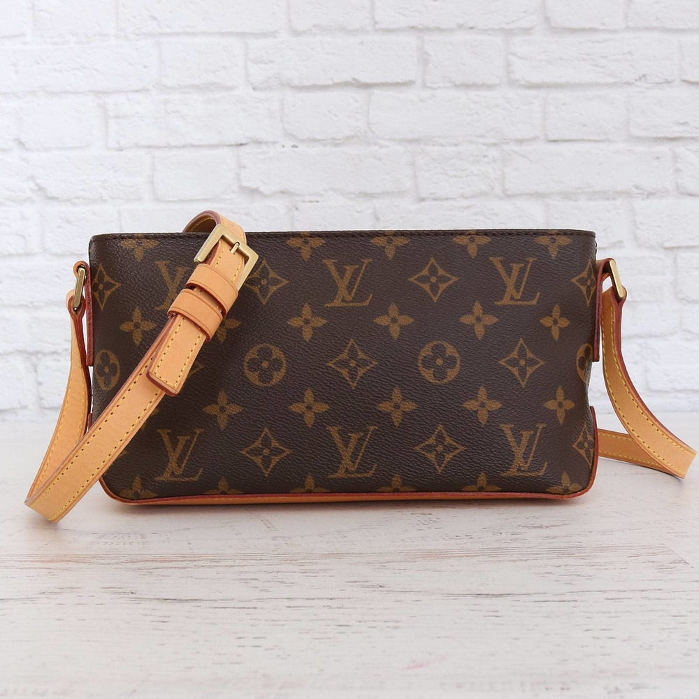 Louis Vuitton Trotteur Monogram Crossbody Bag Purse Women LV Zip GREAT CONDITION